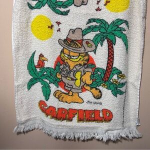 Vtg 1980s Jim Davis Cartoon Garfield the Cat Safari Towel! Made in USA 38”x22”